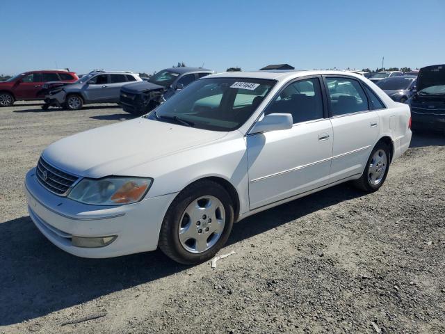2004 TOYOTA AVALON XL, 