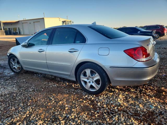 JH4KB16546C007907 - 2006 ACURA RL SILVER photo 2