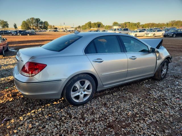 JH4KB16546C007907 - 2006 ACURA RL SILVER photo 3