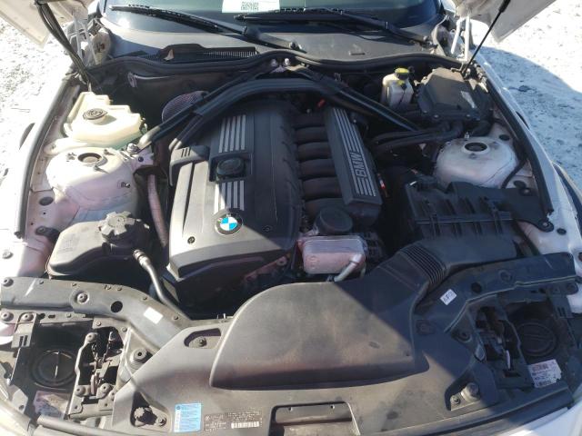 WBALM5C5XBE379064 - 2011 BMW Z4 SDRIVE30I WHITE photo 11