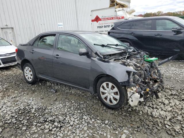 2T1BU40E29C107926 - 2009 TOYOTA COROLLA BASE GRAY photo 4