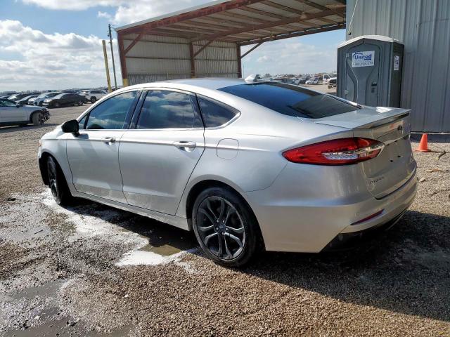 3FA6P0HD7KR132811 - 2019 FORD FUSION SE SILVER photo 2