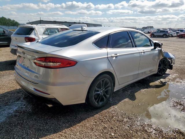 3FA6P0HD7KR132811 - 2019 FORD FUSION SE SILVER photo 3