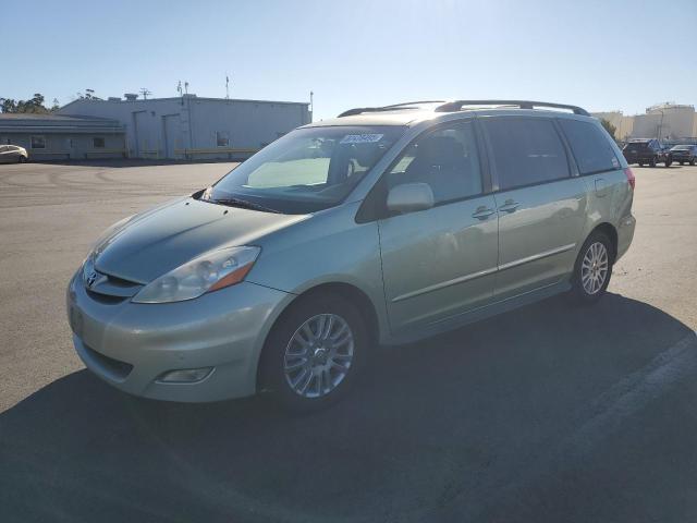 2009 TOYOTA SIENNA XLE, 