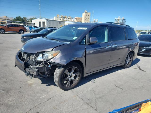 2013 TOYOTA SIENNA SPORT, 