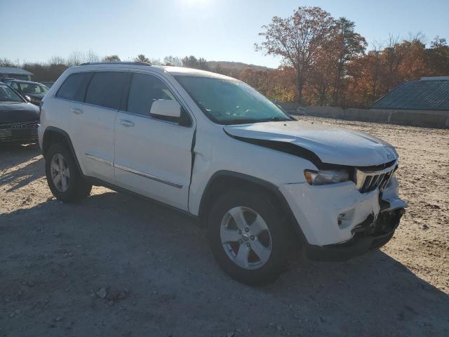 1J4RR4GG6BC703251 - 2011 JEEP GRAND CHEROKEE LAREDO თეთრი ფოტო 4