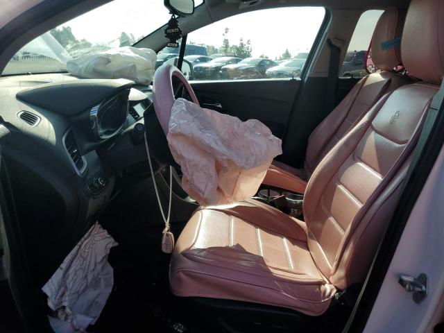 3GNCJLSB0JL237979 - 2018 CHEVROLET TRAX 1LT Beyaz fotoğraf 7