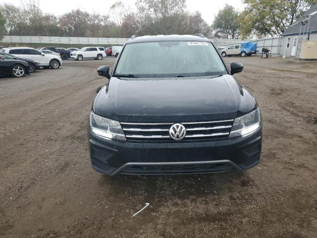 3VV2B7AX0JM154747 - 2018 VOLKSWAGEN TIGUAN SE BLACK photo 5