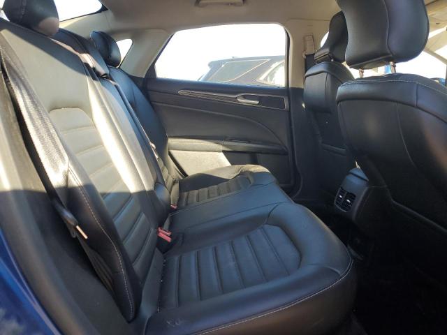 3FA6P0HD1JR217822 - 2018 FORD FUSION SE BLUE photo 10