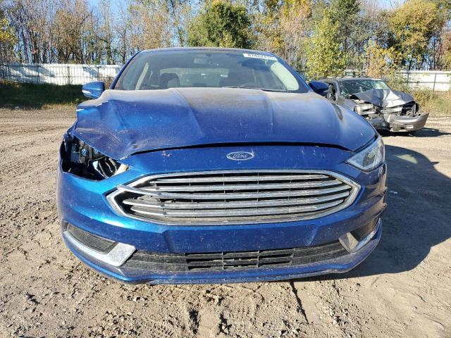 3FA6P0HD1JR217822 - 2018 FORD FUSION SE BLUE photo 5