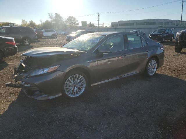 2020 TOYOTA CAMRY XLE, 