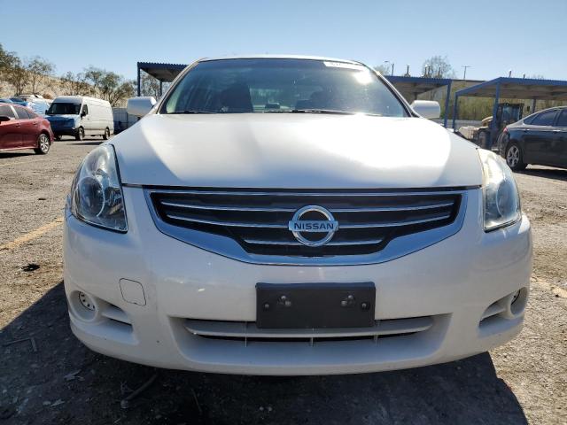 1N4AL2AP0BN412630 - 2011 NISSAN ALTIMA BASE WHITE photo 5