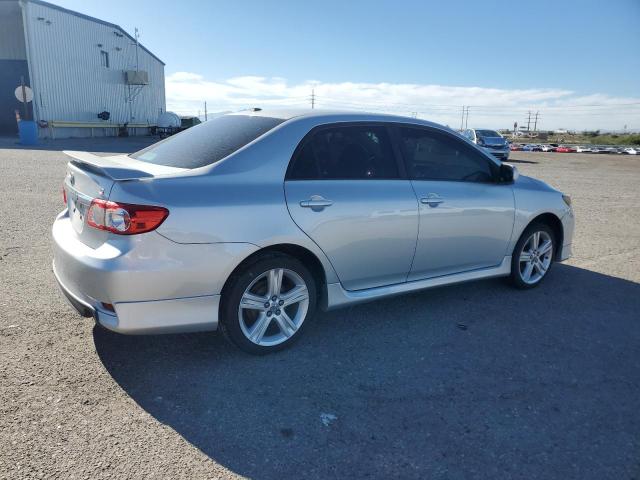 5YFBU4EE1DP221255 - 2013 TOYOTA COROLLA BASE ვერცხლისფერი ფოტო 3