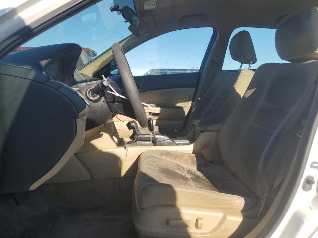 1HGCP2F40CA213237 - 2012 HONDA ACCORD LXP WHITE photo 7