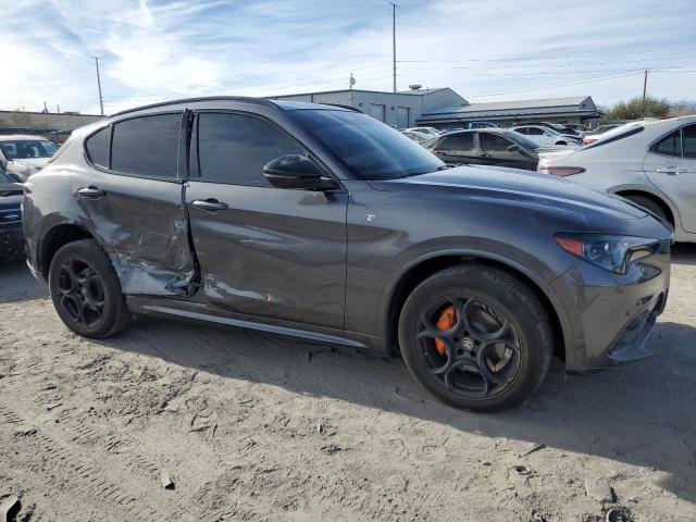 ZASPAKBN3R7D71181 - 2024 ALFA ROMEO STELVIO TI CHARCOAL photo 4