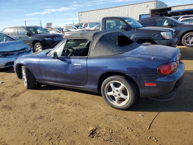 JM1NB353320233605 - 2002 MAZDA MX-5 MIATA BASE BLUE photo 2
