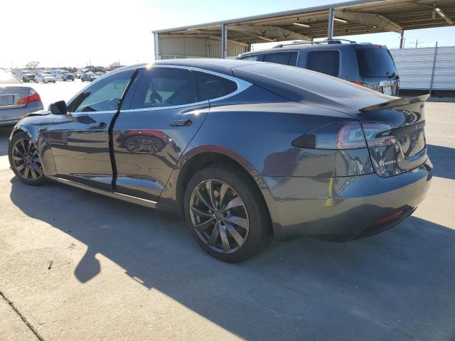 5YJSA1E27HF232629 - 2017 TESLA MODEL S ნაცრისფერი ფოტო 2