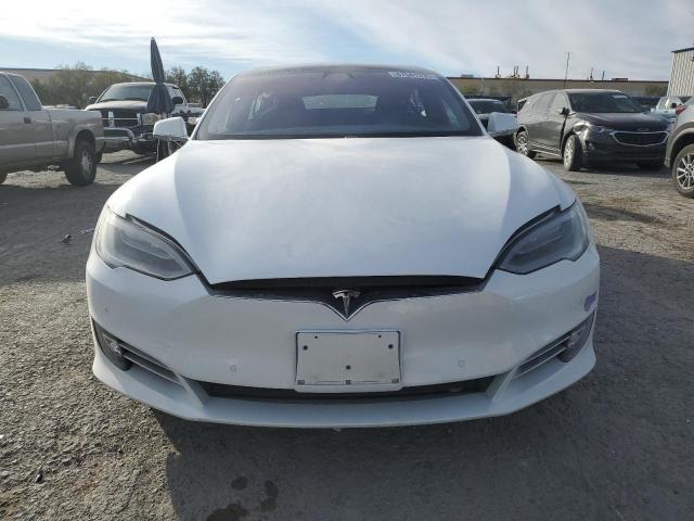 5YJSA1E29JF297553 - 2018 TESLA MODEL S WHITE photo 5