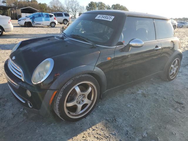 WMWRC335X5TJ70196 - 2005 MINI COOPER BLACK photo 1