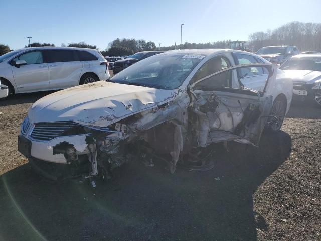 3LN6L2J94DR817273 - 2013 LINCOLN MKZ WHITE photo 1