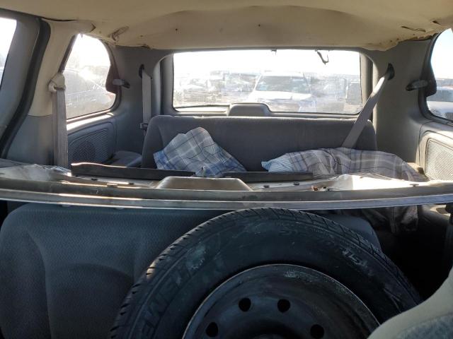 1C4GP45R75B233068 - 2005 CHRYSLER TOWN & COU ვერცხლისფერი ფოტო 10