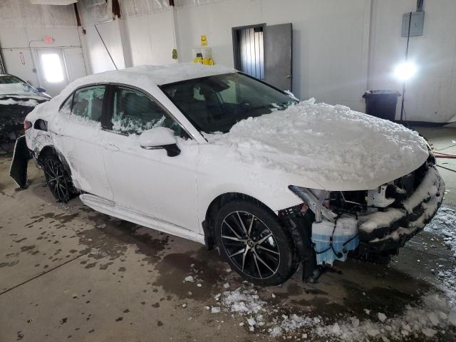 4T1G11BK8RU127547 - 2024 TOYOTA CAMRY SE NIGHT SHADE WHITE photo 4