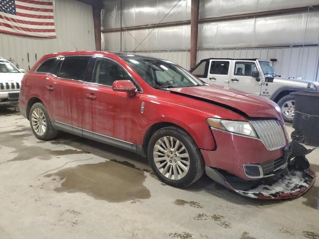 2LMHJ5FR5BBJ54787 - 2011 LINCOLN MKT RED photo 4