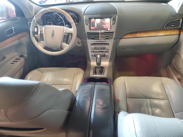 2LMHJ5FR5BBJ54787 - 2011 LINCOLN MKT RED photo 8