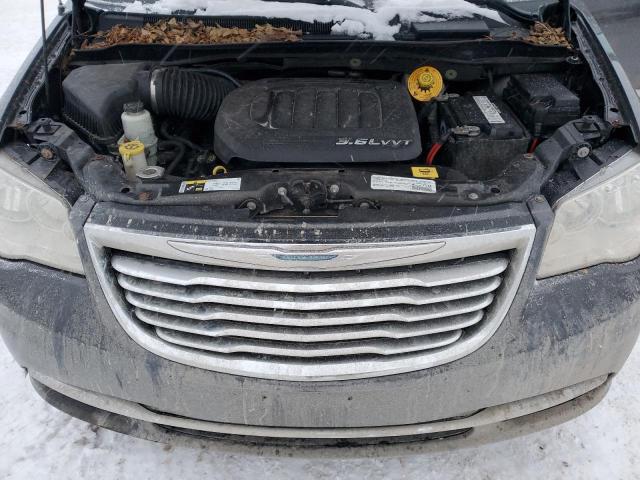 2C4RC1CG2FR584185 - 2015 CHRYSLER TOWN & COU TOURING L GRAY photo 12