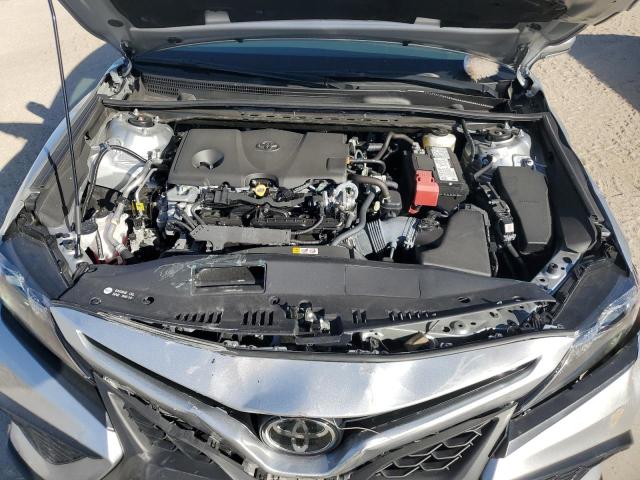 4T1T11AK3RU248311 - 2024 TOYOTA CAMRY SE NIGHT SHADE SILVER photo 11