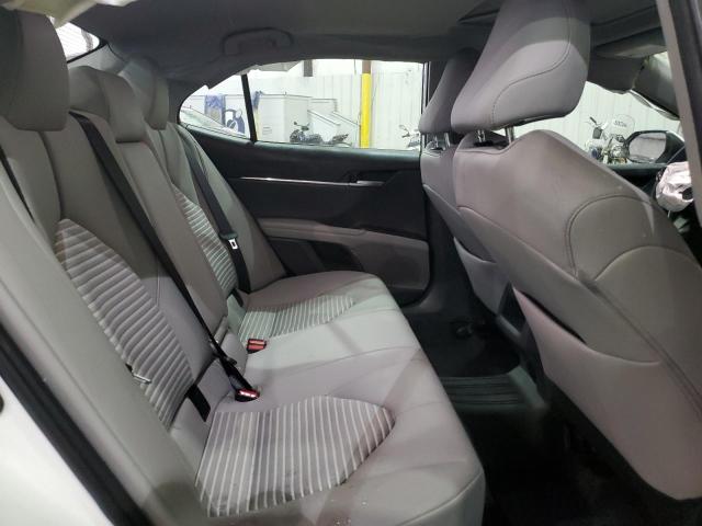 4T1T11BK1RU111723 - 2024 TOYOTA CAMRY SE NIGHT SHADE WHITE photo 10