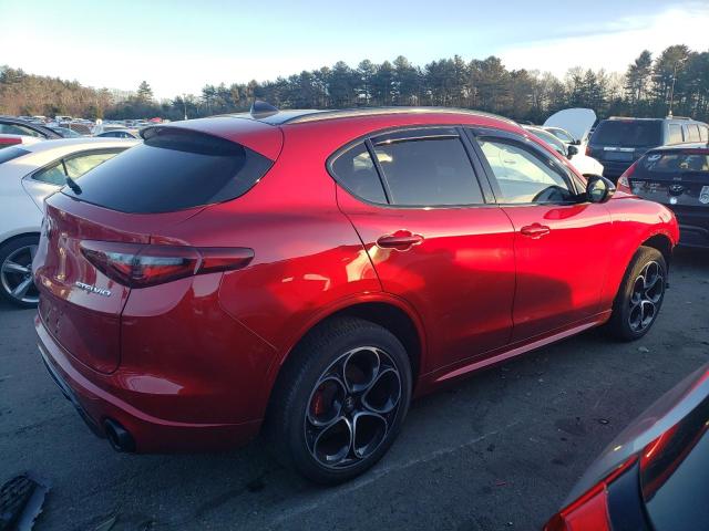 ZASPAKBNXP7D57243 - 2023 ALFA ROMEO STELVIO TI RED photo 3
