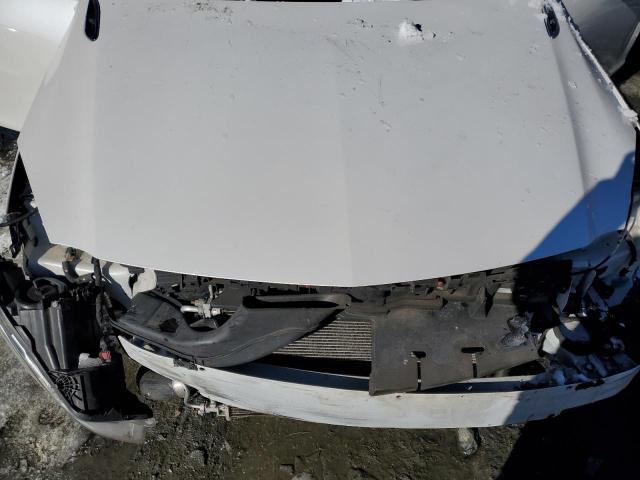 2G4GK5EX1G9119537 - 2016 BUICK REGAL WHITE photo 11