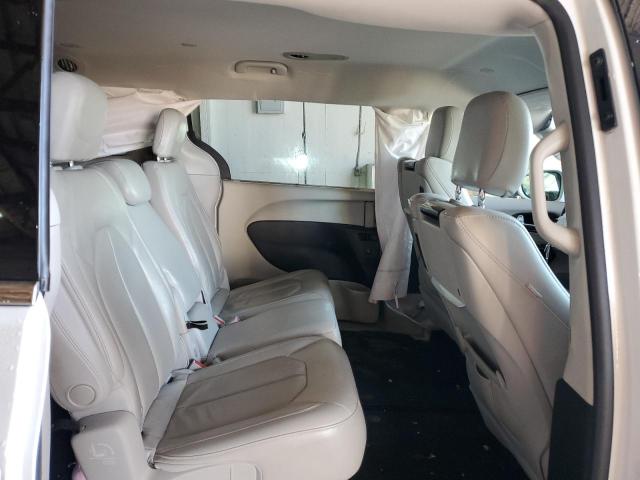 2C4RC1EG1HR817019 - 2017 CHRYSLER PACIFICA TOURING L PLUS WHITE photo 11