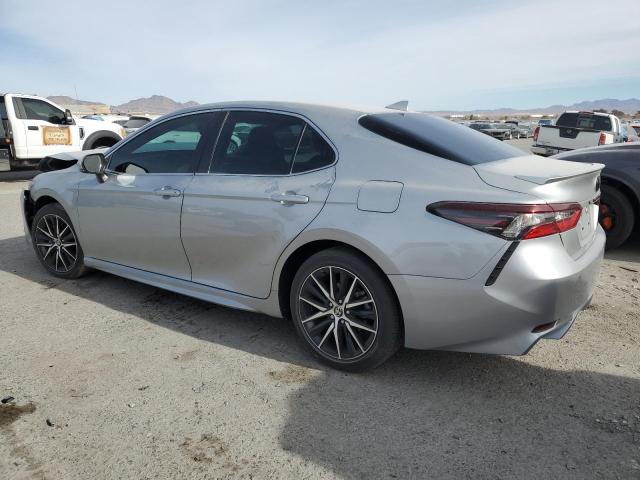4T1S11AK4RU245350 - 2024 TOYOTA CAMRY SE NIGHT SHADE SILVER photo 2