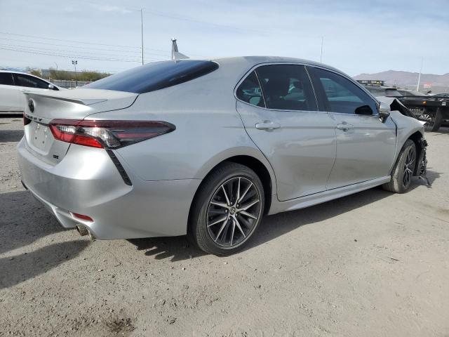 4T1S11AK4RU245350 - 2024 TOYOTA CAMRY SE NIGHT SHADE SILVER photo 3