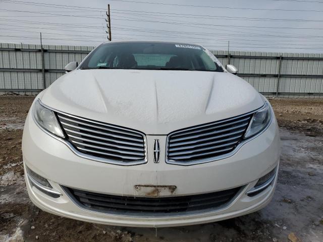 3LN6L2J94GR611911 - 2016 LINCOLN MKZ WHITE photo 5