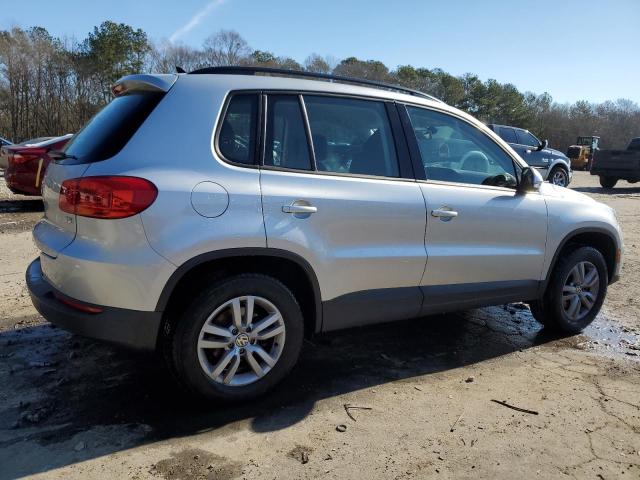WVGAV7AX8HW509218 - 2017 VOLKSWAGEN TIGUAN S SILVER photo 3