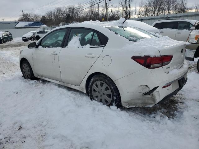 3KPA24AD9ME380542 - 2021 KIA RIO LX WHITE photo 2
