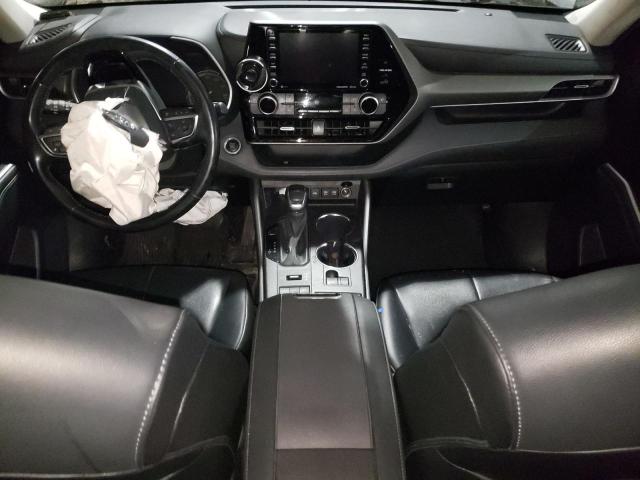 5TDGZRBH8MS072921 - 2021 TOYOTA HIGHLANDER XLE 银色 照片 8