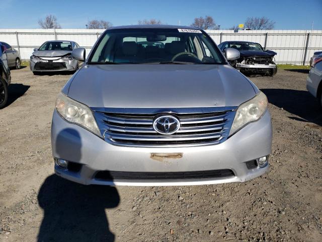 4T1BK3DB4BU383173 - 2011 TOYOTA AVALON BASE 银色 照片 5