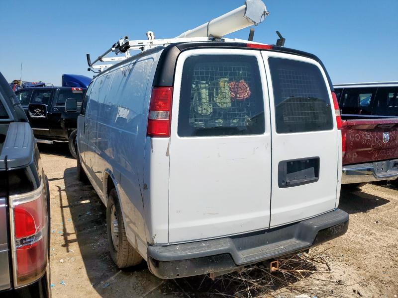 1GCWGFCA6D1903301 - 2013 CHEVROLET EXPRESS G2 白色 照片 2