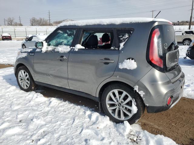 KNDJP3A5XJ7580278 - 2018 KIA SOUL + GRAY photo 2