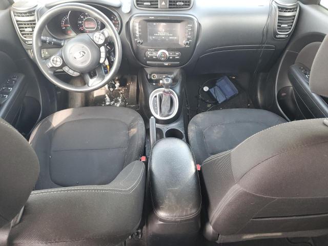 KNDJP3A5XJ7580278 - 2018 KIA SOUL + GRAY photo 8