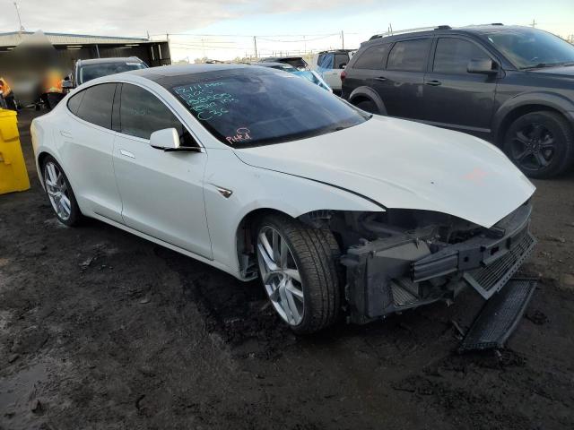 5YJSA1E24GF158505 - 2016 TESLA MODEL S WHITE photo 4