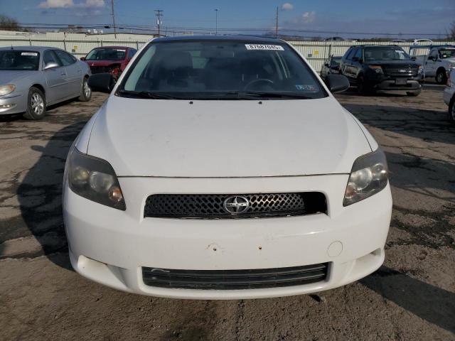 JTKDE3B71A0318640 - 2010 TOYOTA SCION TC 白色 照片 5