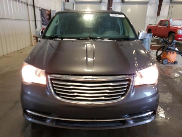 2C4RC1CG5GR208517 - 2016 CHRYSLER TOWN & COU TOURING L GRAY photo 5