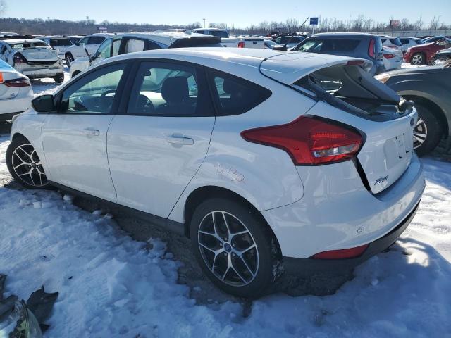 1FADP3M28JL226240 - 2018 FORD FOCUS SEL WHITE photo 2