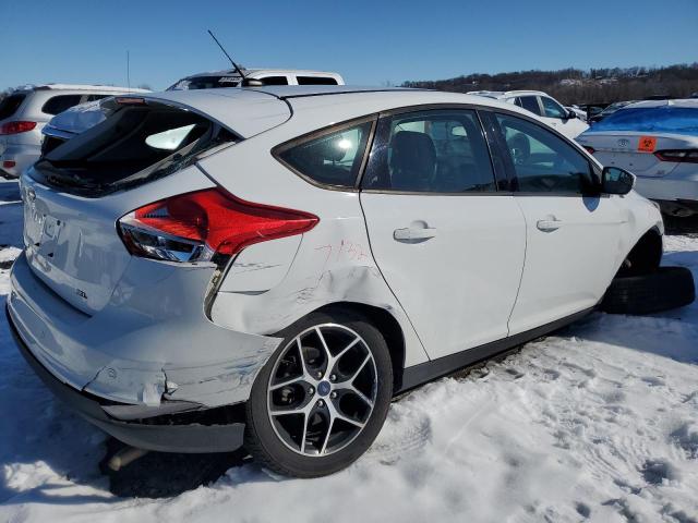 1FADP3M28JL226240 - 2018 FORD FOCUS SEL WHITE photo 3