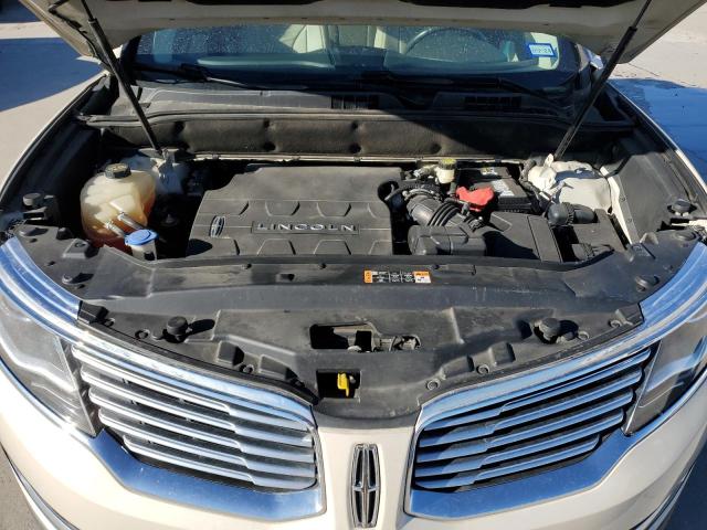 2LMTJ6LRXGBL77239 - 2016 LINCOLN MKX RESERVE TAN photo 12